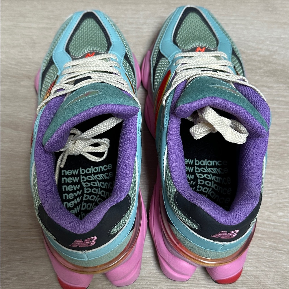 New Balance 9060 women’s 7 Like New pink, green, purple sneakers - Picture 5 of 9